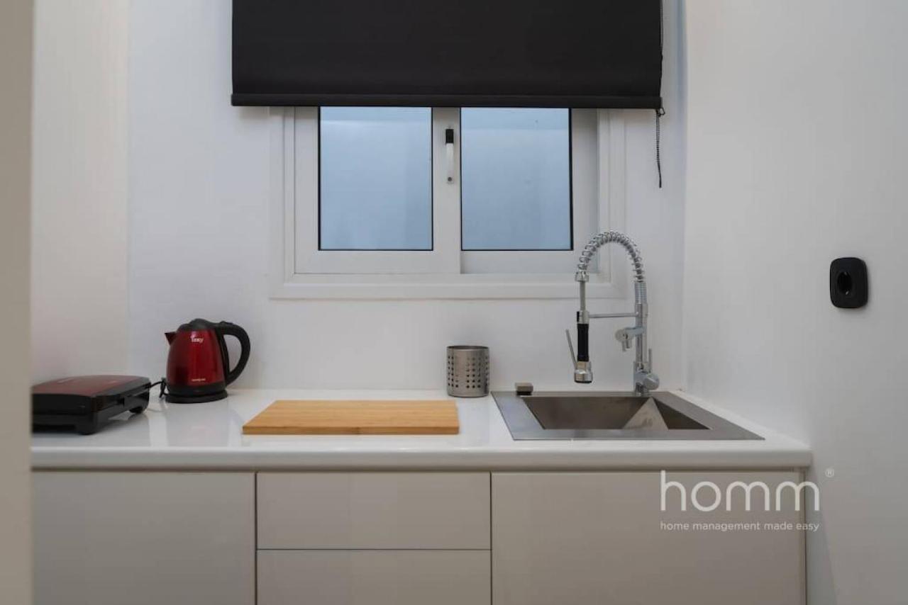 34Sqm Minimal Homm Apartment With Acropolis View Athens Exterior photo